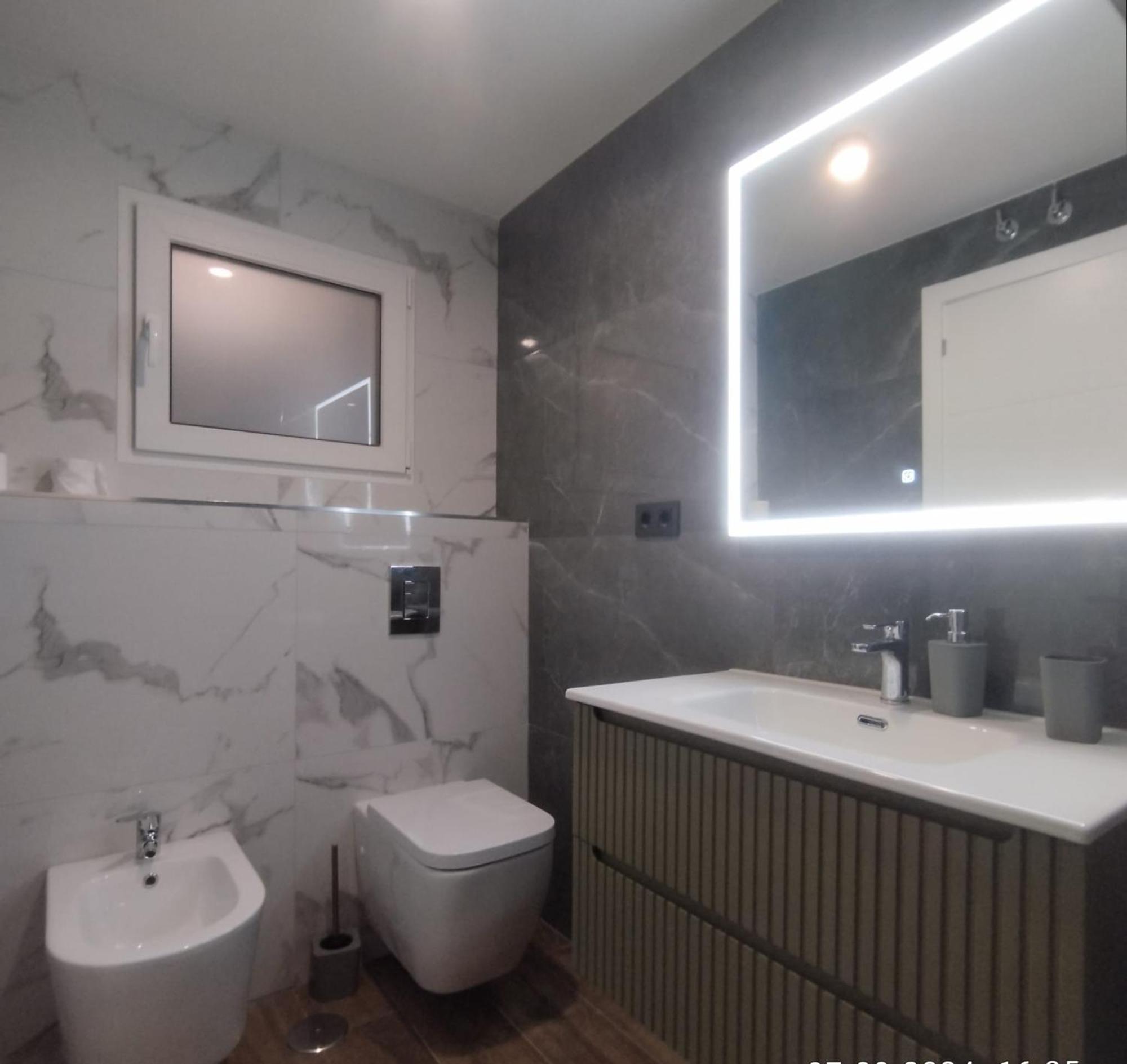 Emerald Apartment Alicante Exterior foto